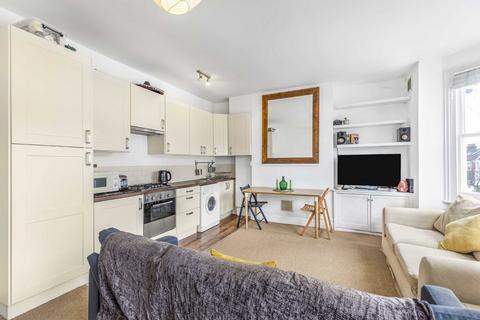 1 bedroom flat for sale, Gleneagle Road, London SW16