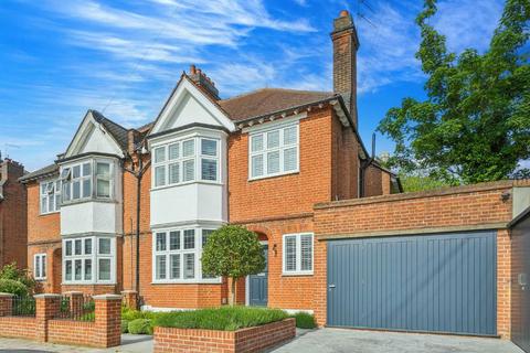 4 bedroom semi-detached house for sale, Westwell Road, London SW16