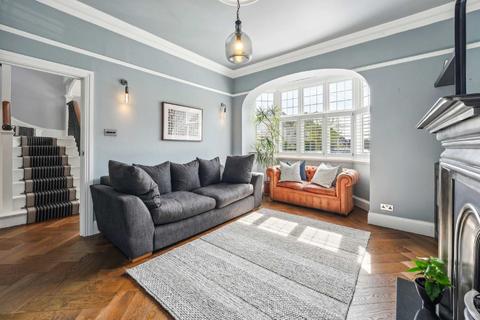 4 bedroom semi-detached house for sale, Westwell Road, London SW16