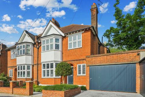 4 bedroom semi-detached house for sale, Westwell Road, London SW16