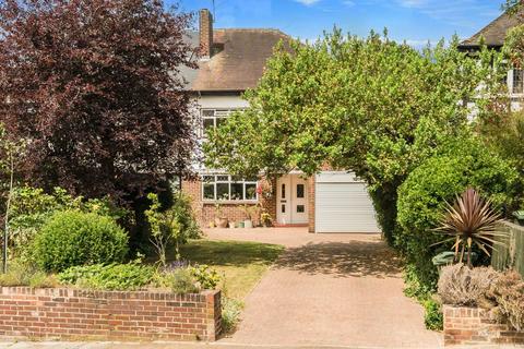 44 Woodfield Avenue, London, SW16 1LG