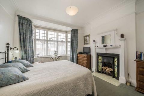 4 bedroom semi-detached house for sale, Heathdene Road, London SW16