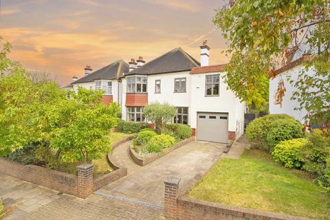 5 bedroom detached house for sale, Abbotswood Road, London SW16