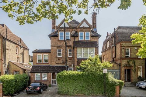 2 bedroom flat for sale, Riggindale Road, London SW16