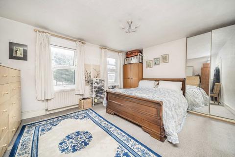 4 bedroom house for sale, Angles Road, London SW16