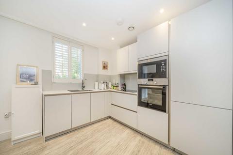 1 bedroom flat for sale, Gaumont Place, London SW2