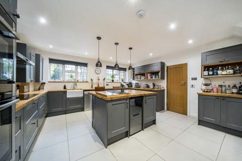 4 bedroom house for sale, St. Julian's Close, London SW16