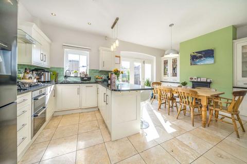 5 bedroom semi-detached house for sale, Rosedene Avenue, London SW16