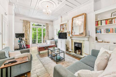 2 bedroom flat for sale, Palace Road, London SW2