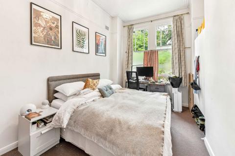 2 bedroom flat for sale, Palace Road, London SW2