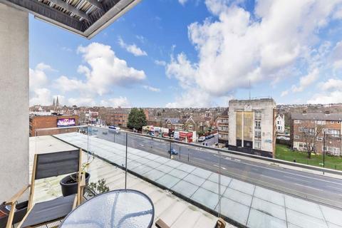 2 bedroom flat for sale, Streatham High Road, Streatham SW16