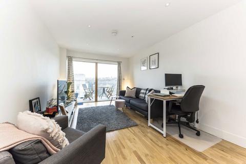 2 bedroom flat for sale, Streatham High Road, Streatham SW16