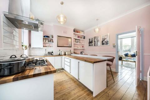 1 bedroom flat for sale, Valley Road, London SW16