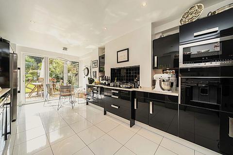 6 bedroom semi-detached house for sale, Lewin Road, London SW16