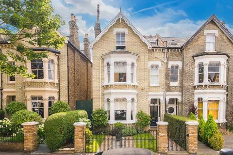 6 bedroom semi-detached house for sale, Lewin Road, London SW16