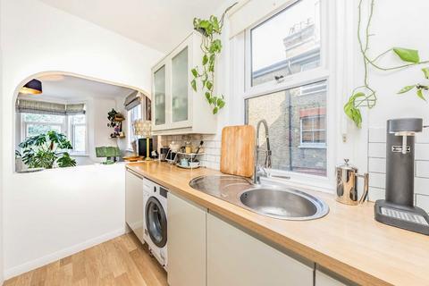 1 bedroom flat for sale, Tierney Road, London SW2