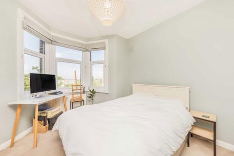 1 bedroom flat for sale, Tierney Road, London SW2