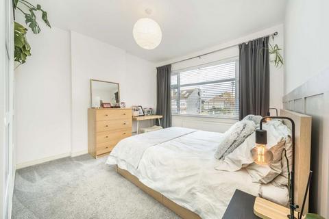 3 bedroom house for sale, Stockport Road, London SW16