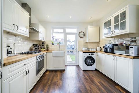 3 bedroom house for sale, Woodmansterne Road, London SW16