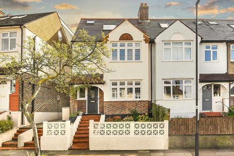 4 bedroom semi-detached house for sale, Glennie Road, London SE27