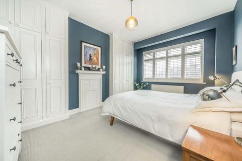 4 bedroom semi-detached house for sale, Glennie Road, London SE27