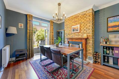 3 bedroom terraced house for sale, Donnybrook Road, London SW16