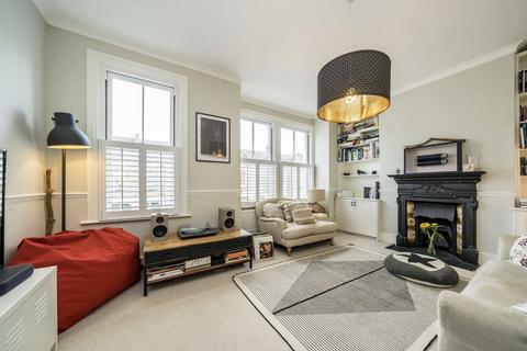 3 bedroom maisonette for sale, Renmuir Street, London SW17