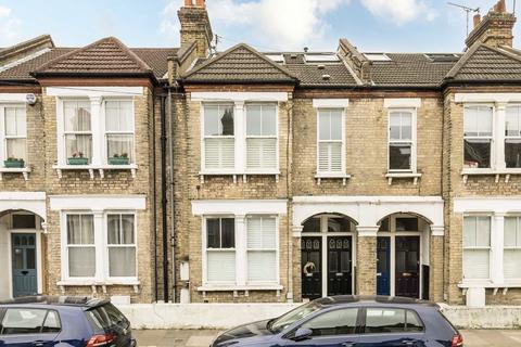 3 bedroom maisonette for sale, Renmuir Street, London SW17