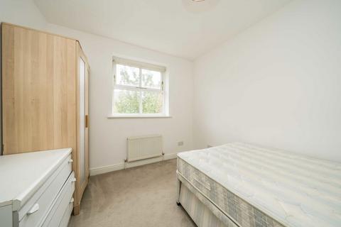 14 Elderfield Place, London, SW17 6EA