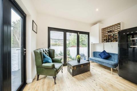 4 bedroom house for sale, Hillbrook Road, London SW17