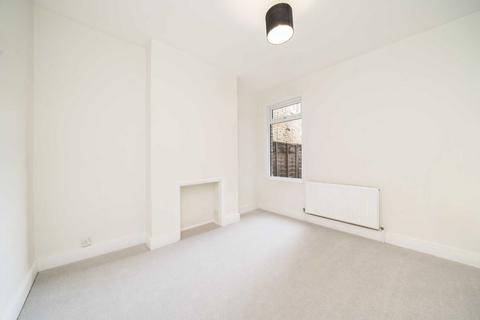 100 Moring Road, London, SW17 8DL