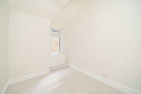 100 Moring Road, London, SW17 8DL