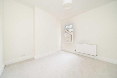 100 Moring Road, London, SW17 8DL
