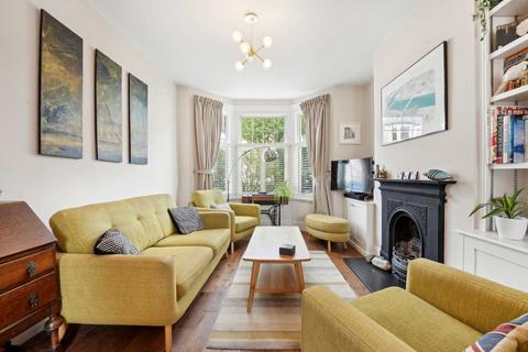 3 bedroom terraced house for sale, Eswyn Road, London SW17