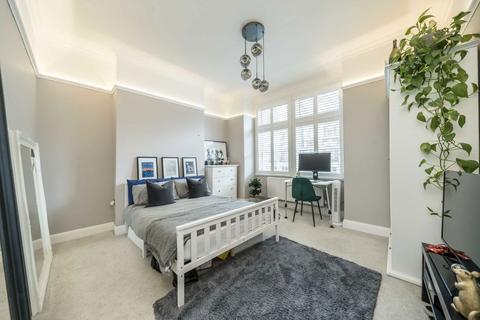 210 Mitcham Road, Tooting, London, SW17 9NN