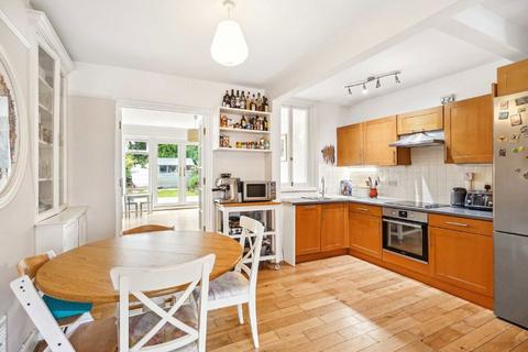 3 bedroom terraced house for sale, Bertal Road, London SW17