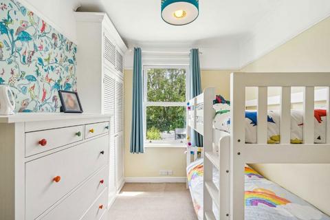 22 Bertal Road, London, SW17 0BX