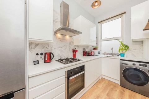 1 bedroom flat for sale, Tooting Bec Road, London SW17