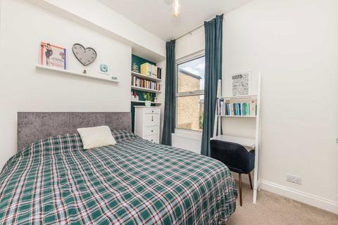 1 bedroom flat for sale, Tooting Bec Road, London SW17