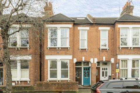 3 bedroom maisonette for sale, Glasford Street, London SW17