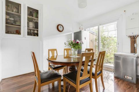 3 bedroom house for sale, Cromer Road, London SW17