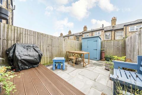 2 bedroom terraced house for sale, Coteford Street, London SW17