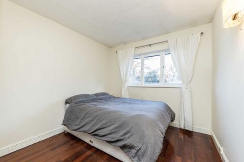 undefined, St. Benedicts Close, London SW17