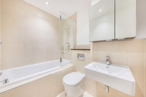 1 bedroom flat for sale, Eltringham Street, London SW18