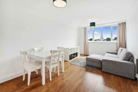 1 bedroom flat for sale, Upper Richmond Road, London SW15