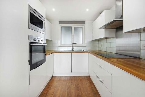 1 bedroom flat for sale, Upper Richmond Road, London SW15