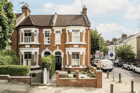 73 Allfarthing Lane, London, SW18 2AR