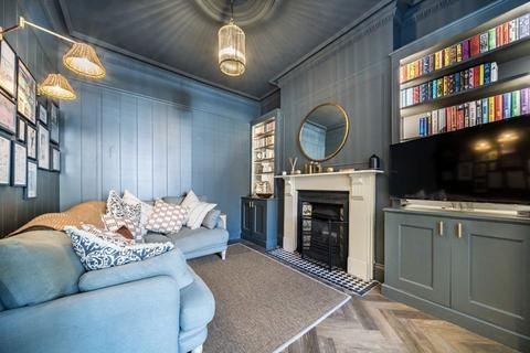 73 Allfarthing Lane, London, SW18 2AR