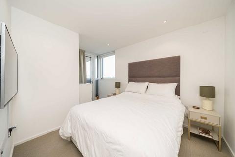 2 bedroom flat for sale, Spectrum Way, London SW18