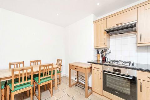 3 bedroom flat for sale, Abbots Manor, London SW1V